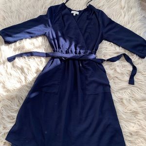 Midi dress with tie In the front